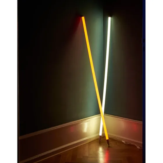 HAY Neon Tube LED Blanc Chaud, 1,5 m, PVC avec Fiche