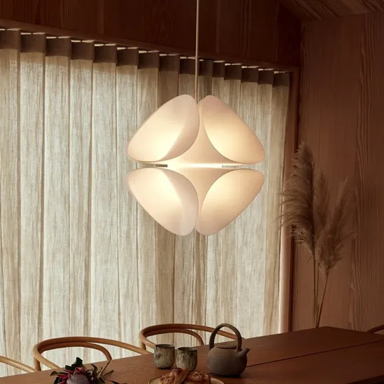 Suspension FRANDSEN Nova Blanc Opale - Design Organique