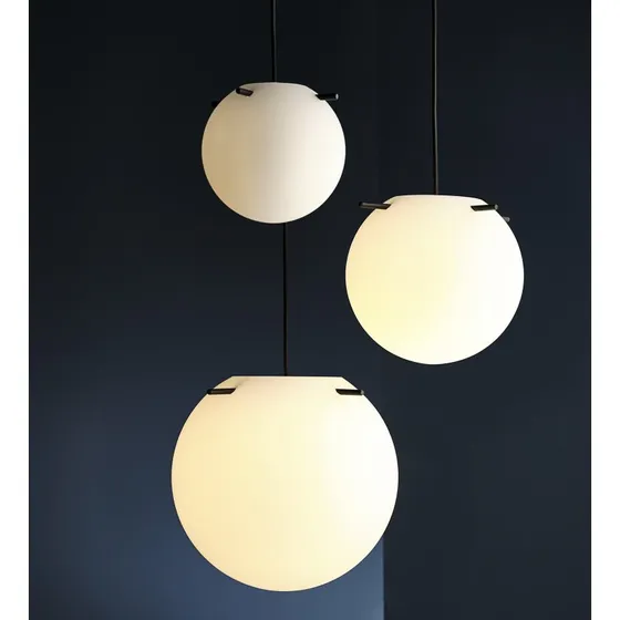 Frandsen Suspension Koi Ø19 Opal White/Black