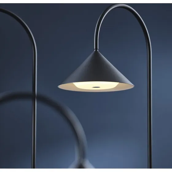 Lampadaire LED rechargeable FRANDSEN Grasp, Noir, 72 cm