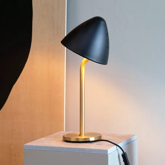 Lampe à poser Dyberg Larsen Oulu Noir et Laiton