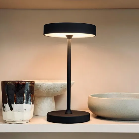 Dyberg Larsen Lampe à poser LED Starlight, Noir, 26 cm