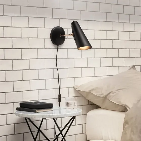 Northern Birdy Applique Murale Courte Noir et Laiton