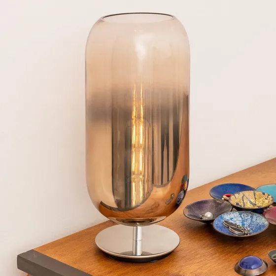 Artemide Gople Lampe à poser en verre bronze et argentée