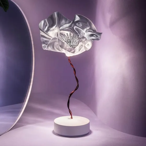 Slamp Lafleur Lampe à poser LED sans fil par Marc Sadler
