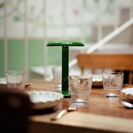 Flos Gustave Lampe de Table Portable Vert Laqué