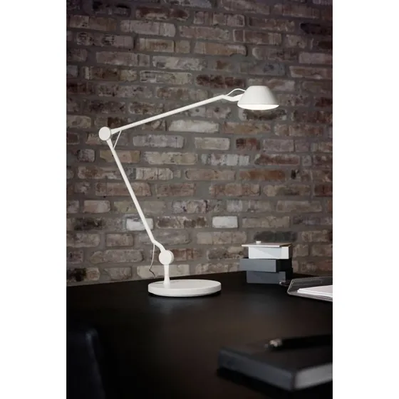 Fritz Hansen AQ01 Lampe à Poser Noir Mat