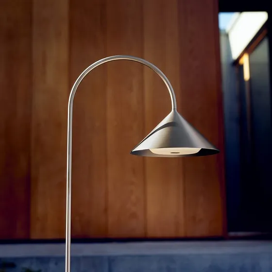 FRANDSEN Grasp Lampe sur piquet LED en acier inoxydable, 82 cm