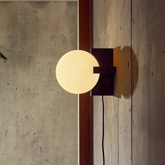 FRANDSEN Lampe à poser Hito - Marbre et Verre - Noir & Blanc