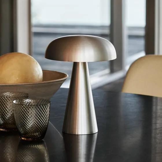 &Tradition Lampe à poser rechargeable Como SC53 en aluminium