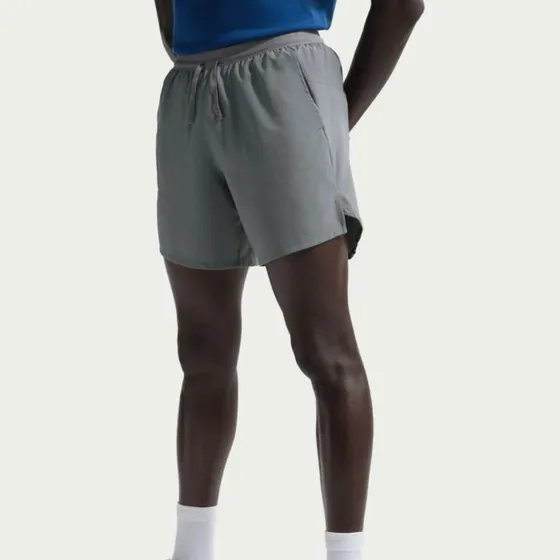Nike Stride Dri-Fit : Short avec sous-short intégré