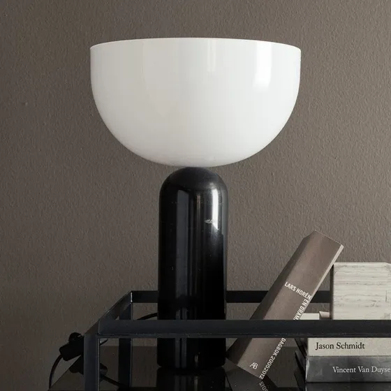 New Works Kizu Large - Lampe à poser en marbre noir