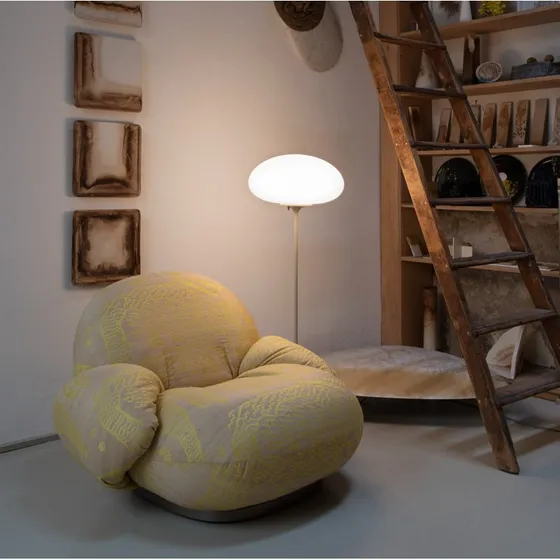 Gubi Lampe sur pied Stemlite, gris galet, 110 cm, intensité variable