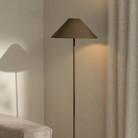 Globen Lighting Lampe sur pied Cannes, Mocha, Métal, 140 cm