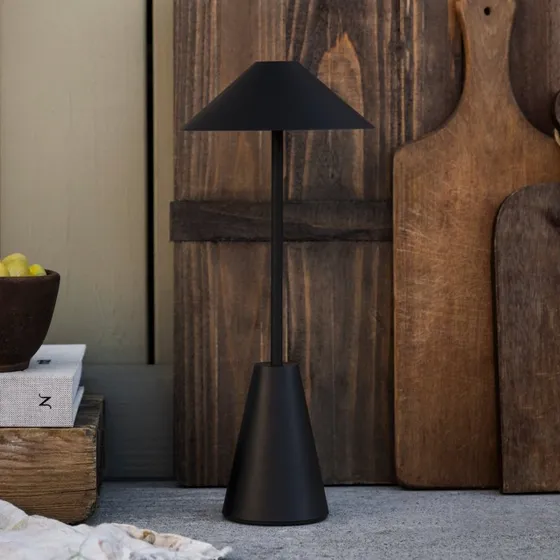 Globen Lighting Lampe de table portable Cannes, noire, IP54