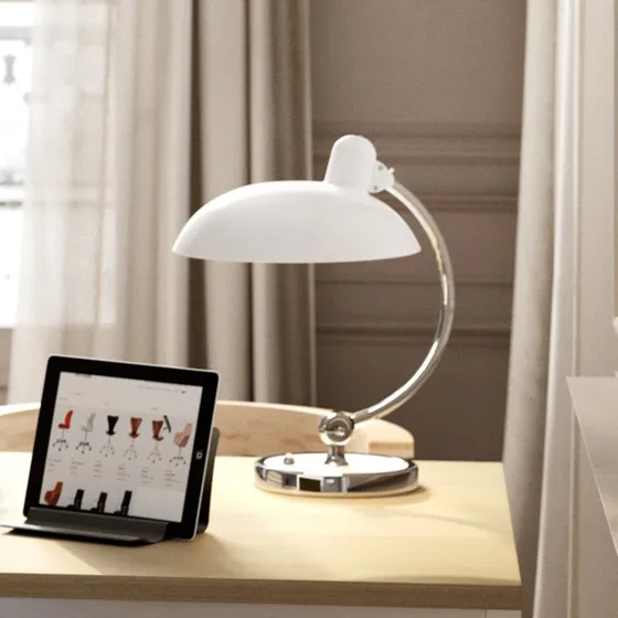 Fritz Hansen Kaiser Idell 6631-T Luxus Lampe de Table Blanche