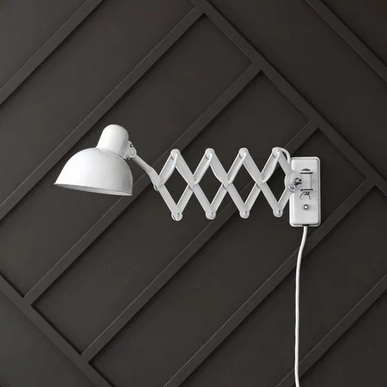 Fritz Hansen Kaiser Idell 6718-W Applique Murale Blanche