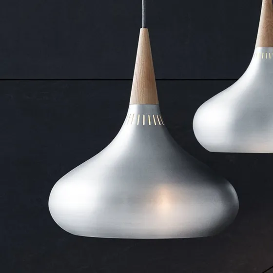 Fritz Hansen Suspension Orient P2 Aluminium et Chêne Ø 34 cm