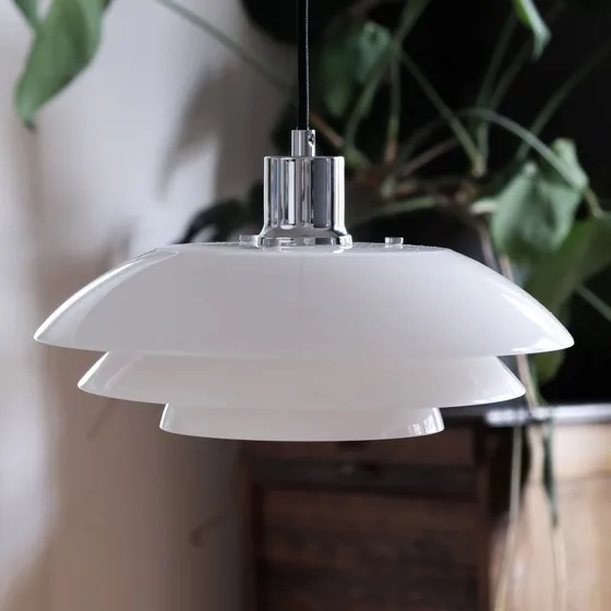 Dyberg Larsen Luminaire suspension DL31 en verre blanc opale