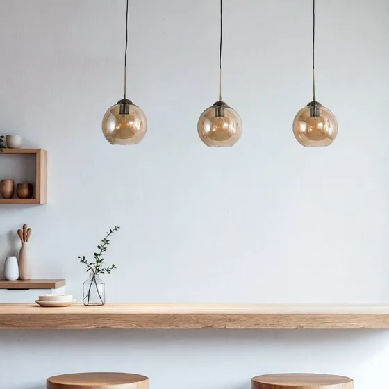 Lindby Sofian - Suspension en verre ambre et laiton, 3 lampes