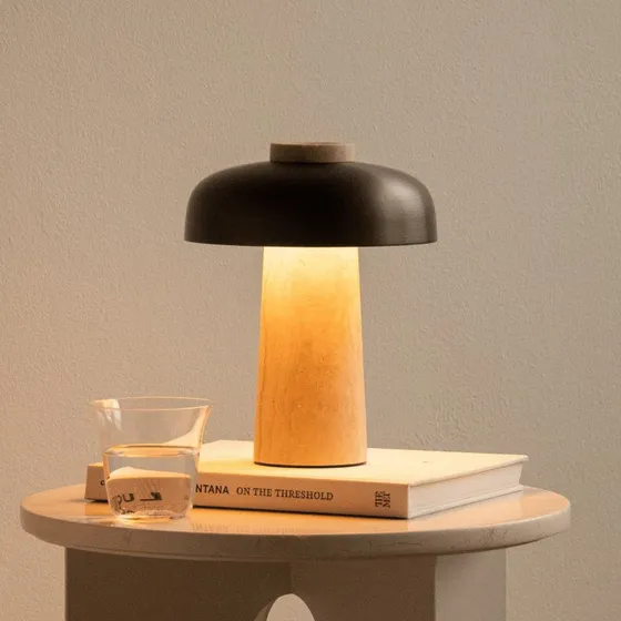 Audo Copenhagen Lampe de Table Portable Reverse Travertin et Bronze