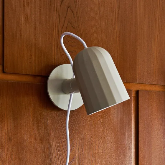 HAY Applique murale Noc Off-White - Design minimaliste en métal