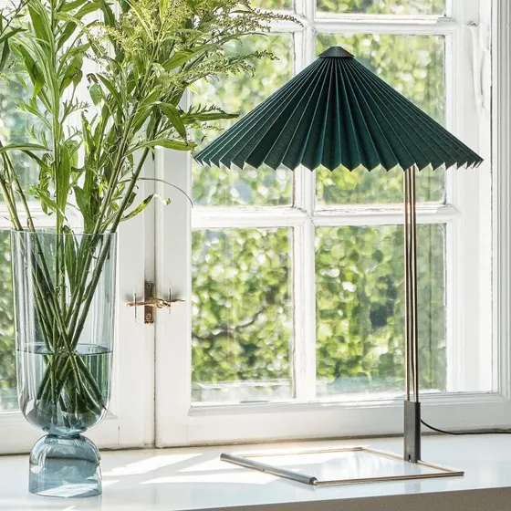 HAY Matin 380 Lampe de table LED plissée, Vert