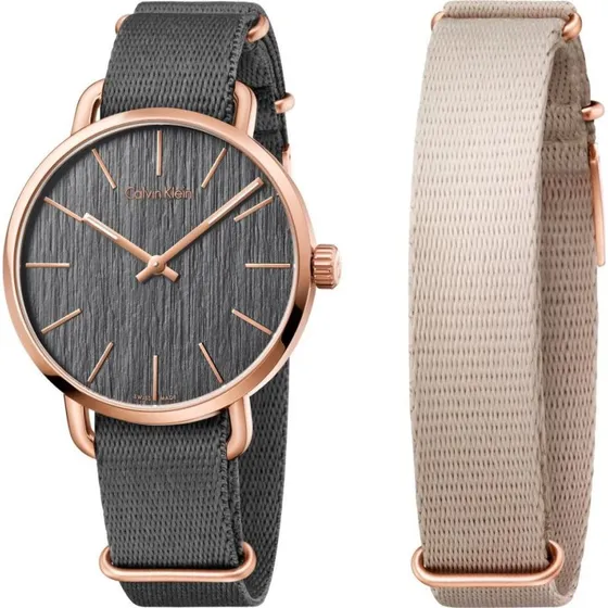 Calvin Klein K7B216P3 Montre Bracelet Noir