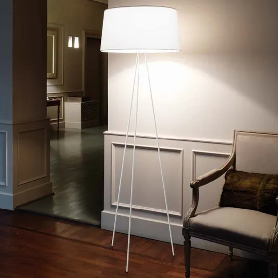 kdln Lampe sur pied Tripod Blanche - 175 cm - Variateur