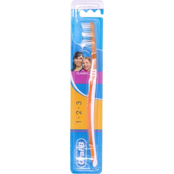Oral-B Classic 40 Brosse à Dents, Pression Moyenne