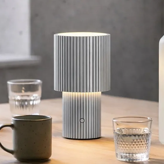 Herstal Lampe à poser LED Iluma Argent - Rechargeable