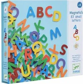 Djeco - 83 Lettres Majuscules Magntiques en Bois