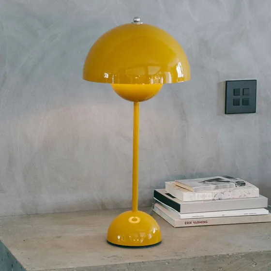 &Tradition Lampe à poser Flowerpot VP3, jaune moutarde, 50 cm