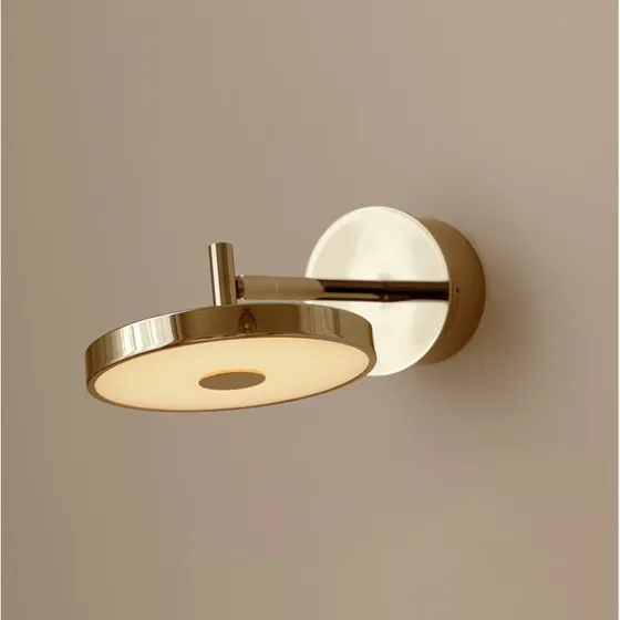 UMAGE Asteria SHORT HW - Applique murale LED en laiton poli - 28 cm