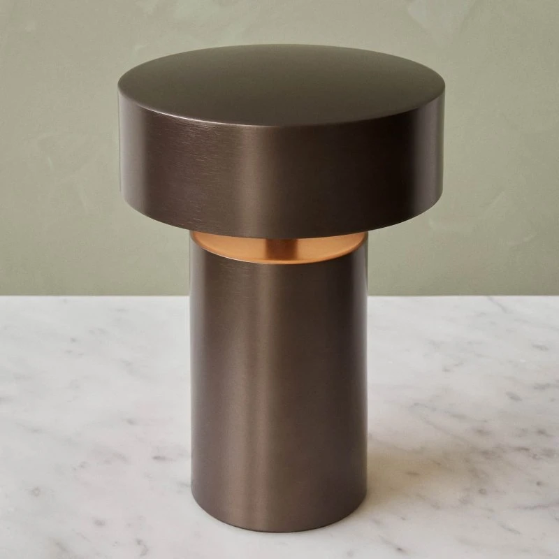 Audo Copenhagen Column Lampe à poser rechargeable Bronze