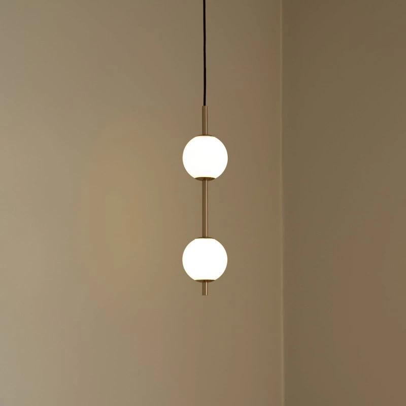Umage Audrey Suspension LED Laiton et Verre Opale
