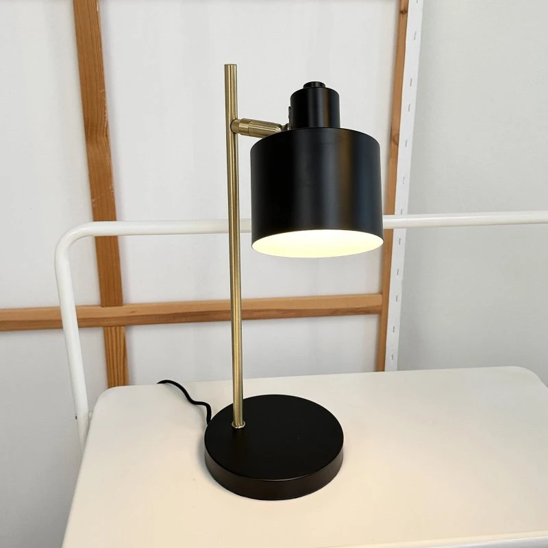 Dyberg Larsen Lampe à poser Ocean, Noir/Laiton, 43 cm