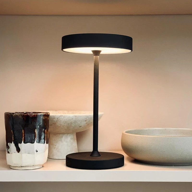 Dyberg Larsen Starlight Lampe à poser LED rechargeable noire