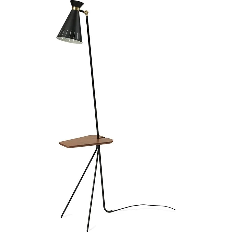 Lampadaire Cone Warm Nordic avec table en chêne teck et détails laiton