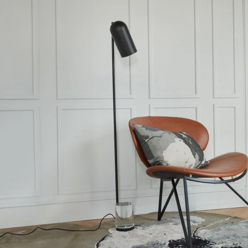 AYTM Lampadaire Luceo Noir et Verre