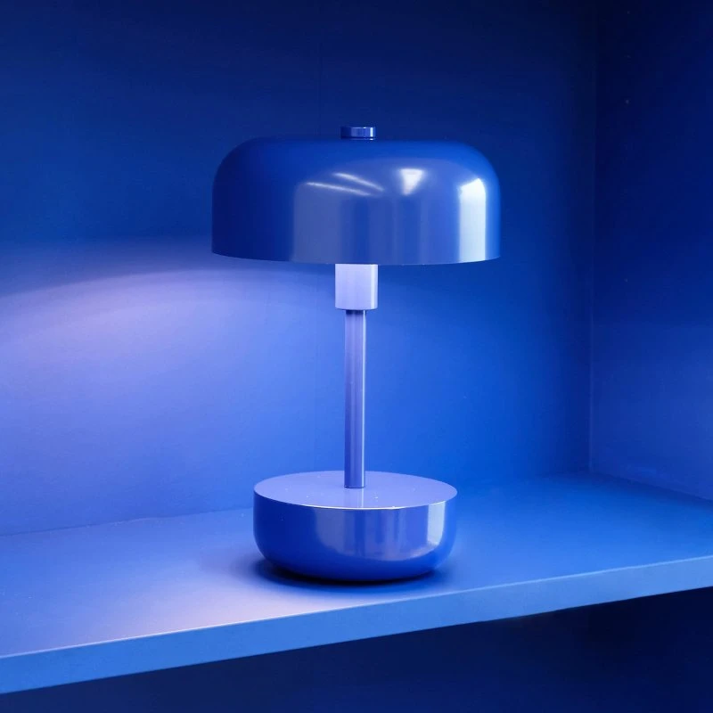 Dyberg Larsen Haipot Lampe de Table LED Rechargeable Bleue