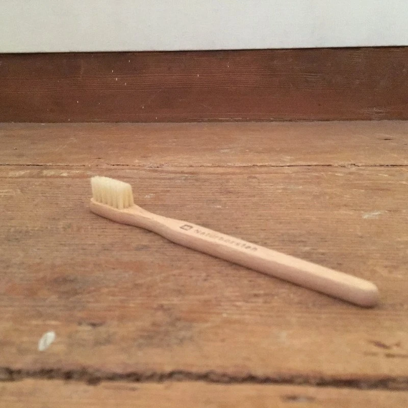 Brosse à dents enfant bois nature 14 cm