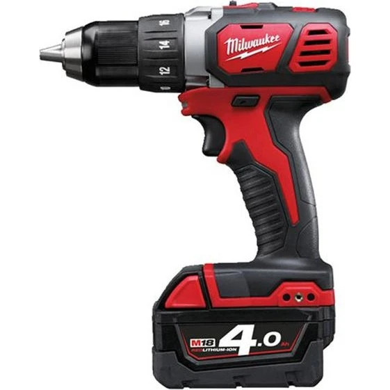 Milwaukee M18BDD-402X Perceuse 18V 4Ah Compacte
