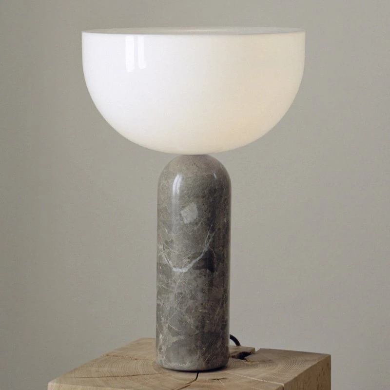 New Works Kizu Large - Lampe à poser en marbre gris