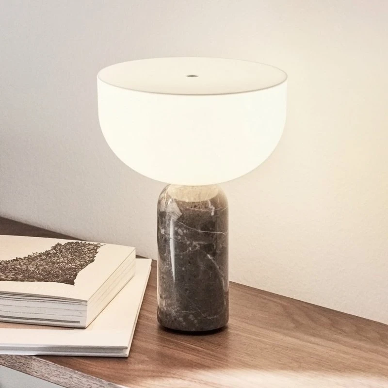 New Works Kizu Lampe de Table Portable en Marbre - Gris du Marais