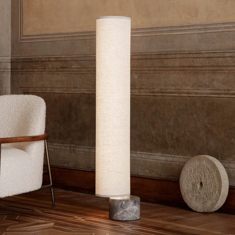 GUBI Lampe sur pied Unbound H80 Canvas - Marbre et Lin