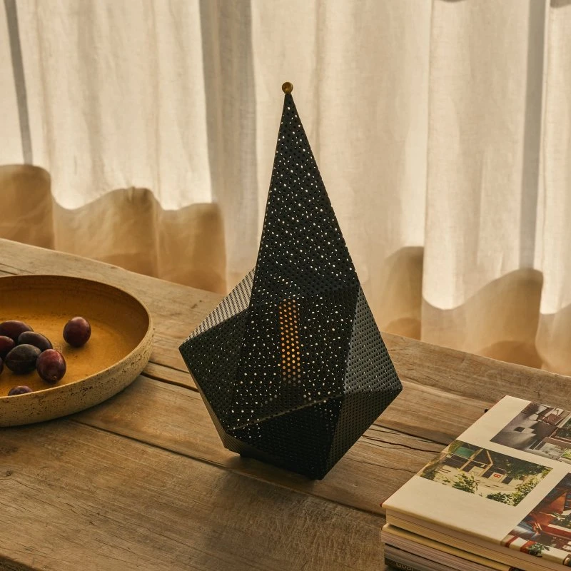 GUBI Lampe de Table Portable Bagdad Noir Semi-Mat