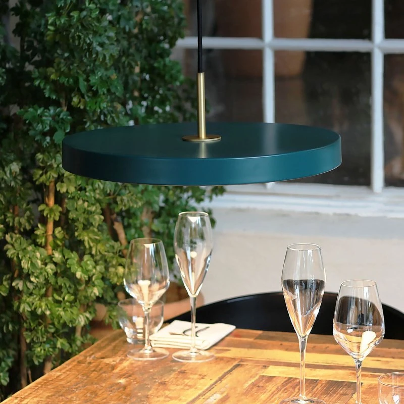 UMAGE Asteria Medium - Suspension LED Verte et Laiton - Ø 43 cm