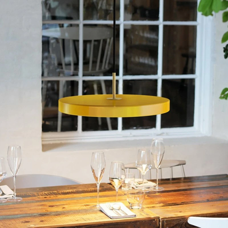 UMAGE Suspension LED Asteria Mini Jaune Safran/Laiton Ø 31 cm