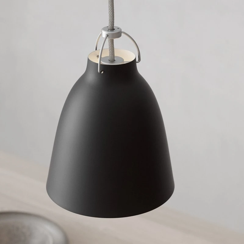 Fritz Hansen Suspension Caravaggio P1 Noir Mat